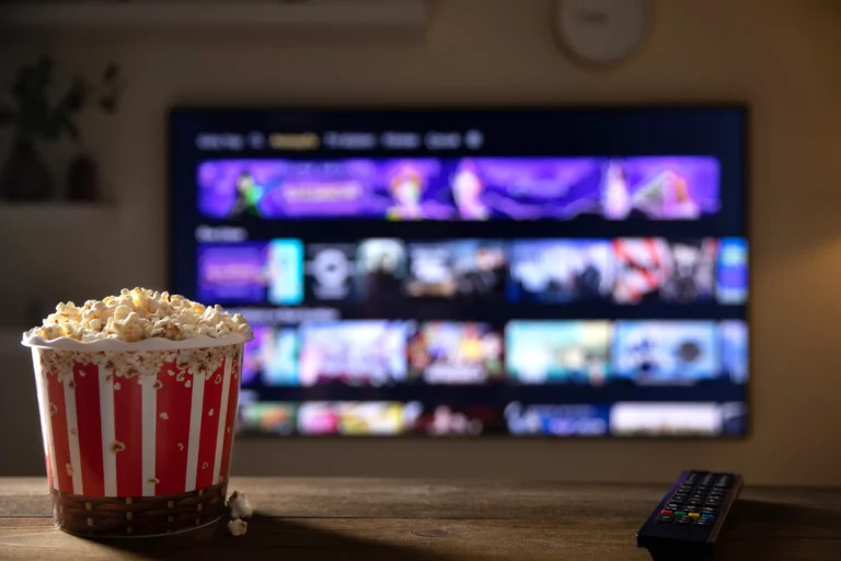 Mi abbuffo di… Serie tv: il fenomeno del binge watching